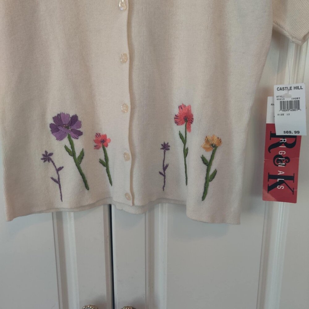 R & K Originals Ivory Flower Embroidered Top, Size 12, NWT - Picture 2 of 2
